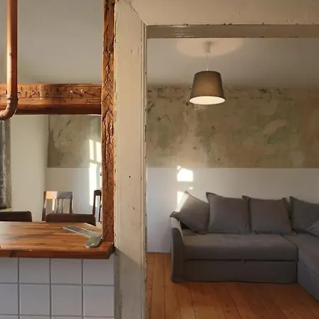 Апартаменты Cozy Nest In Half-timbered House From 1806
