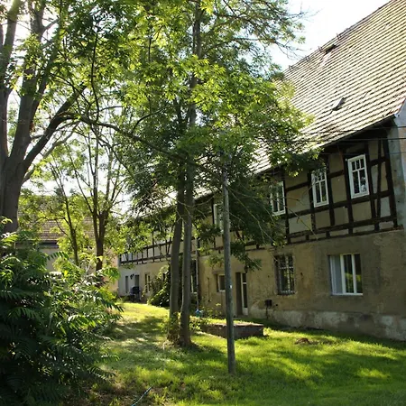 Апартаменты Cozy Nest In Half-timbered House From 1806 *