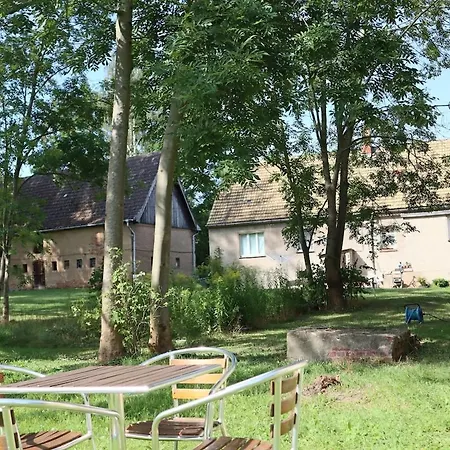 Апартаменты Cozy Nest In Half-timbered House From 1806